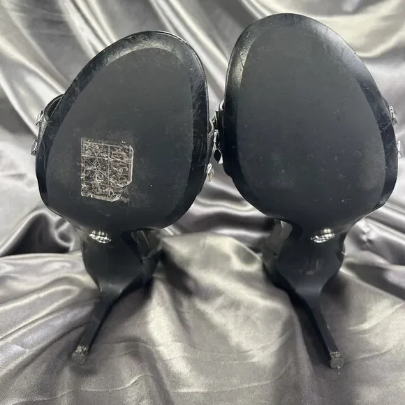 Michael Kors Valencia Studded Stiletto Heels Women's 5.5 Black Silver Worn 2x - Picture 11 of 16